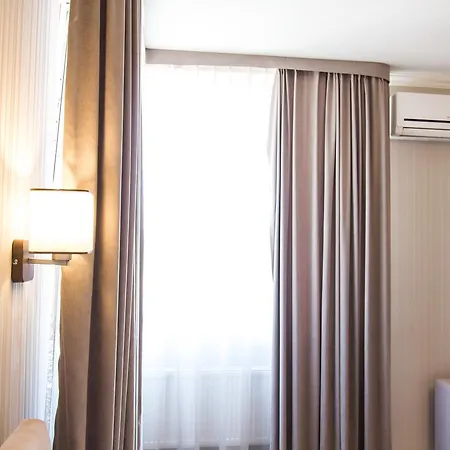 Appartamento на ул. помирецкая 9 *