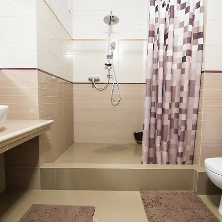 Appartamento на ул. помирецкая 9 *