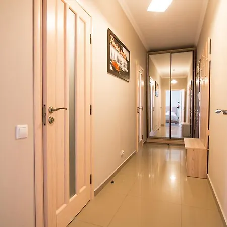 Appartamento на ул. помирецкая 9 *