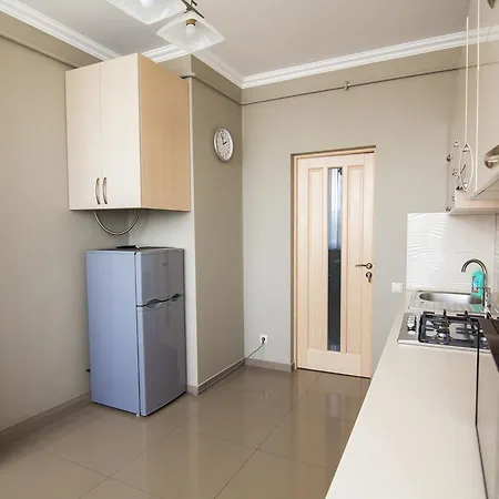 Appartamento на ул. помирецкая 9 *