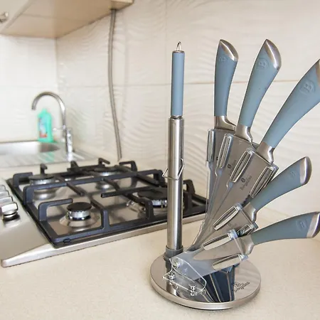 на ул. помирецкая 9 *