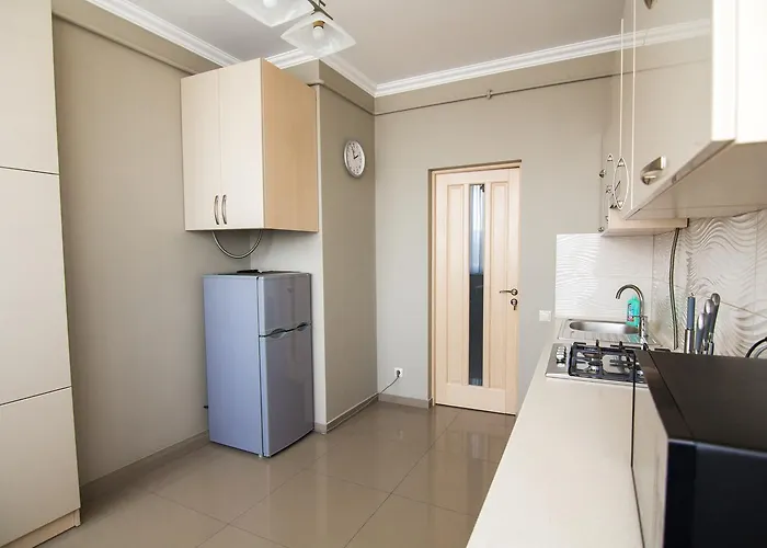 Apartment на ул. помирецкая 9 *