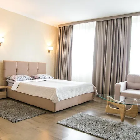 Apartment на ул. помирецкая 9